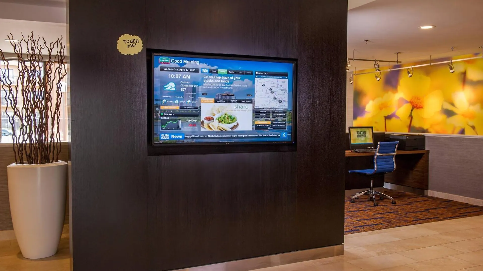 Courtyard By Marriott Richmond West Hotel
