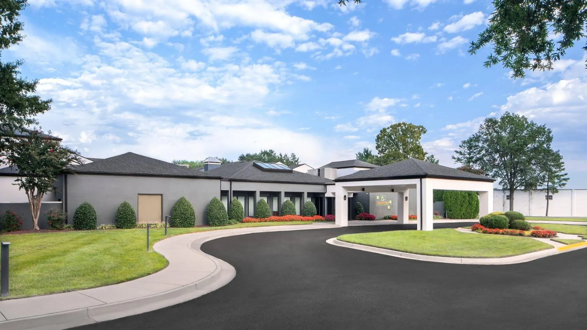 Courtyard By Marriott Richmond West contacts